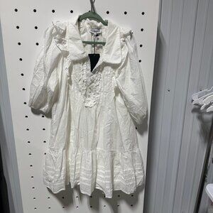 NWT En Saison White Collared Mini Dress w/white stripes on bottom